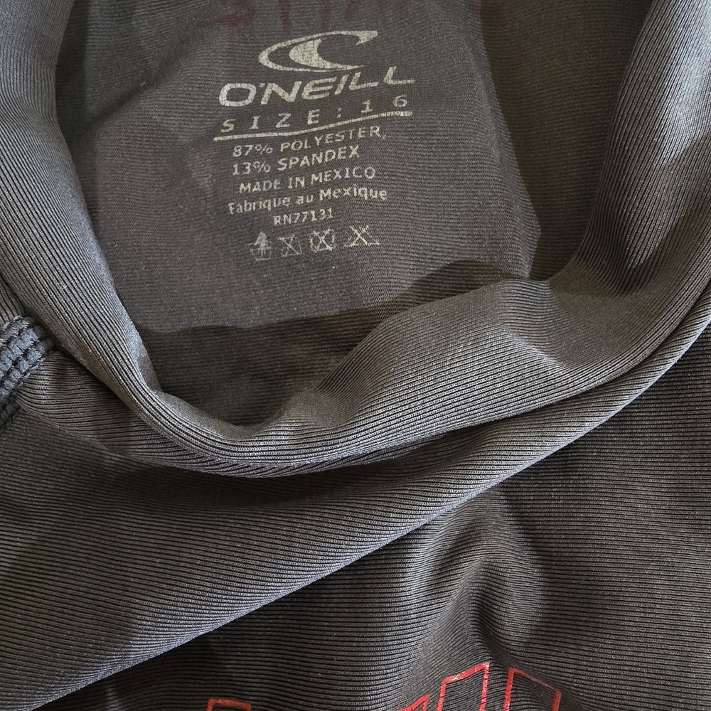 O'Neil kids rash guard